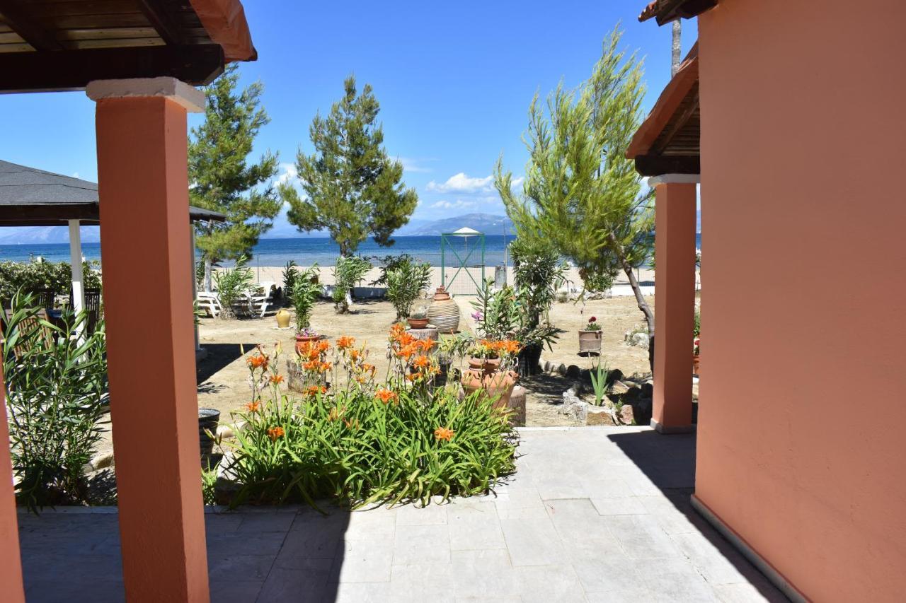 Bouka Beachfront Bungalows Ágios Nikólaos Exterior foto