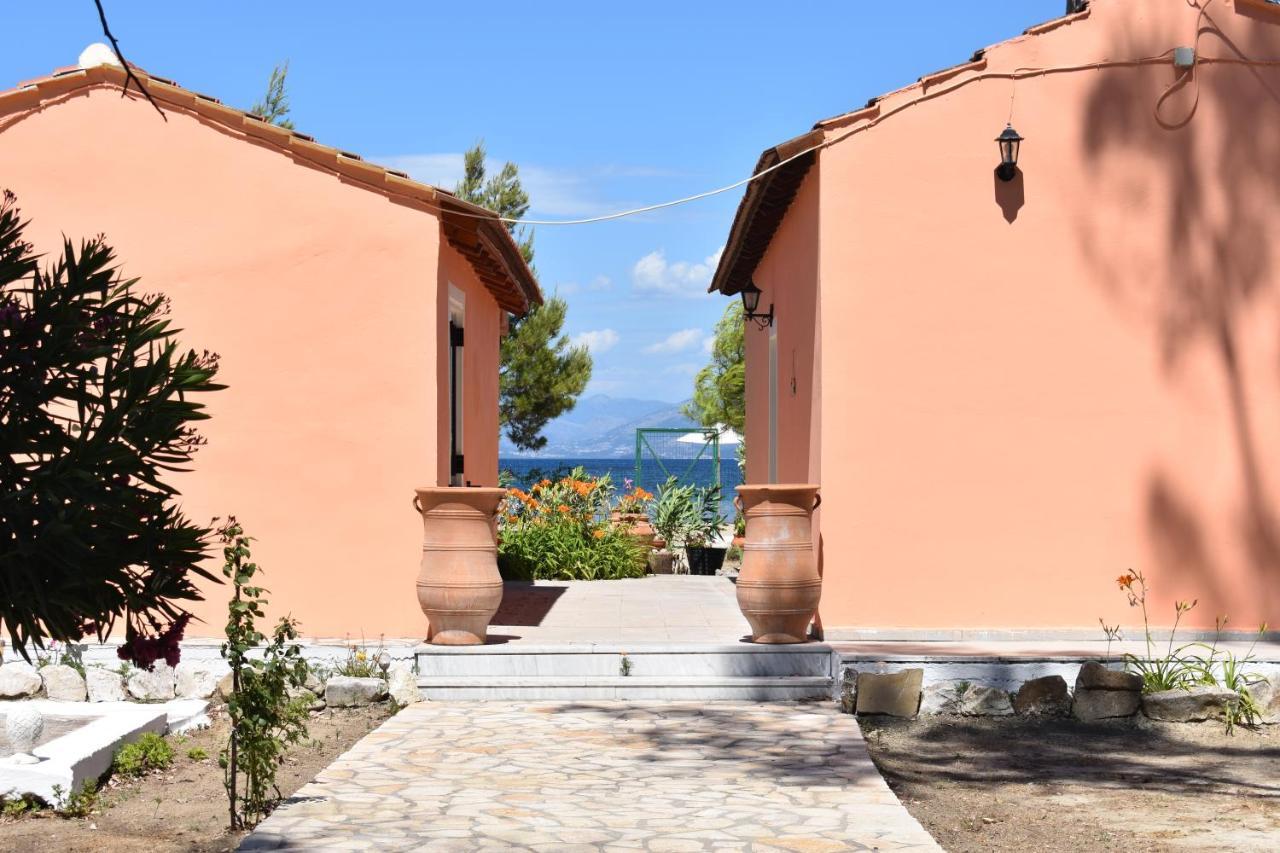 Bouka Beachfront Bungalows Ágios Nikólaos Exterior foto